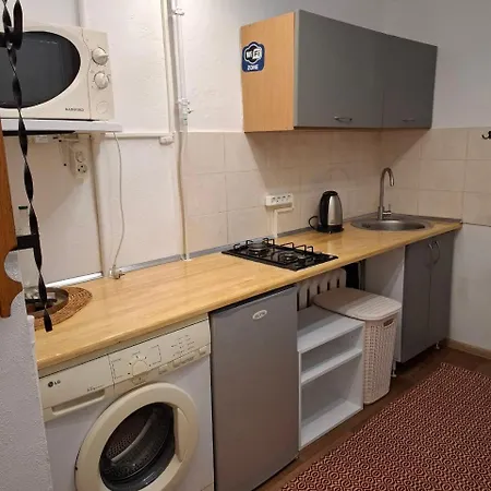 на єврейській