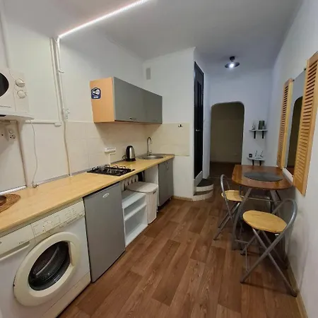 Apartman на єврейській